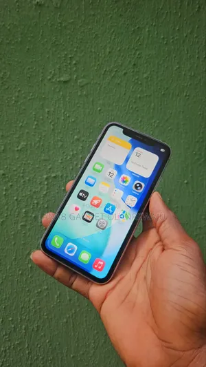 Apple iPhone 11 64 GB Purple