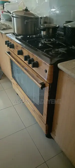 Maxi 5 Burner Gas Cooker, Bottom , Oven Burner