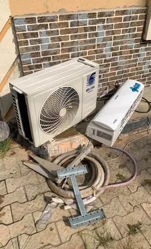 Clean 1.5hp Inverter Bruhm Air-Conditioner With Already Filled Gas