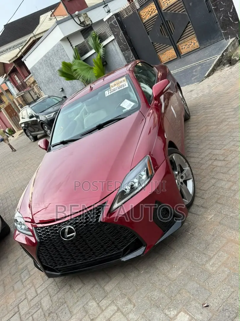 Lexus IS 250 C Automatic 2010 Red