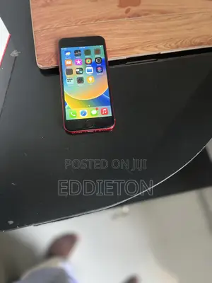 Apple iPhone 8 64 GB Red