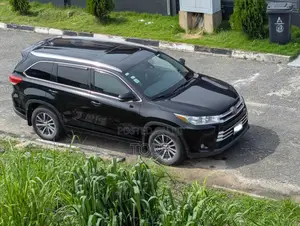 Toyota Highlander 2018 Black