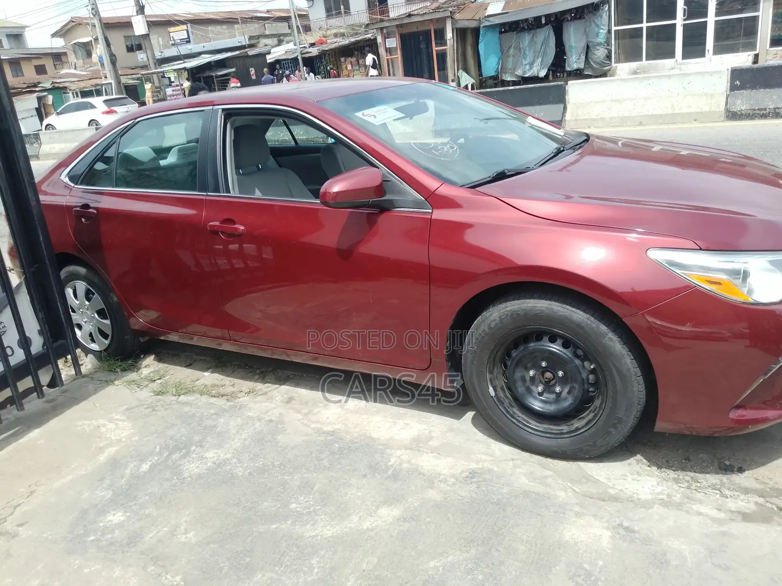 Toyota Camry 2016 Red