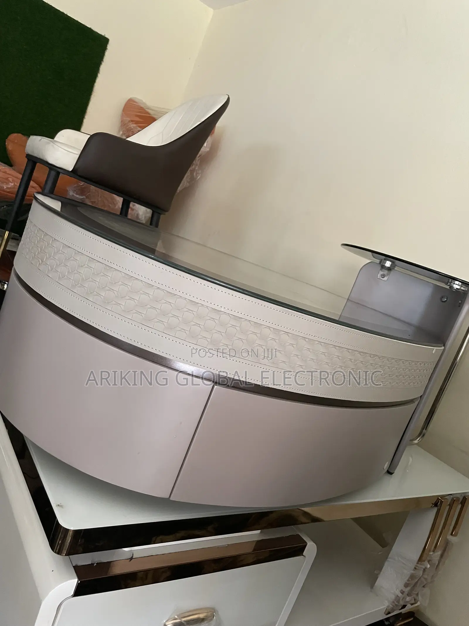 Central Table