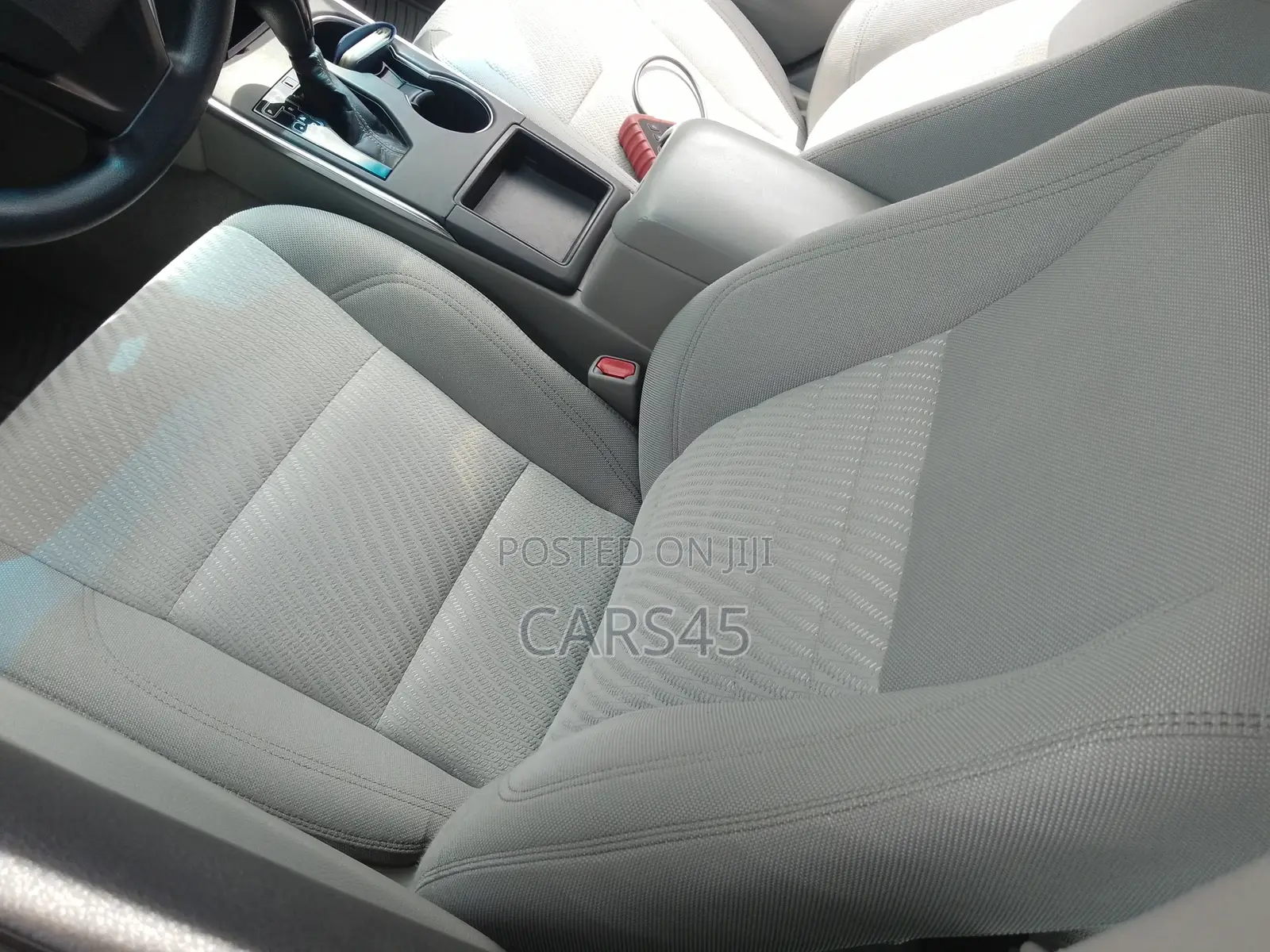 Toyota Camry 2016 Red