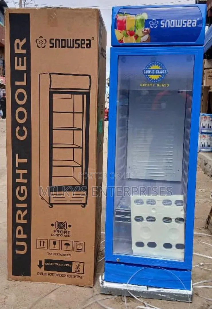 Snowsea Showcase Refrigerator