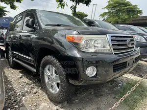 Toyota Land Cruiser 2013 Black