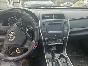 Toyota Camry 2017 White