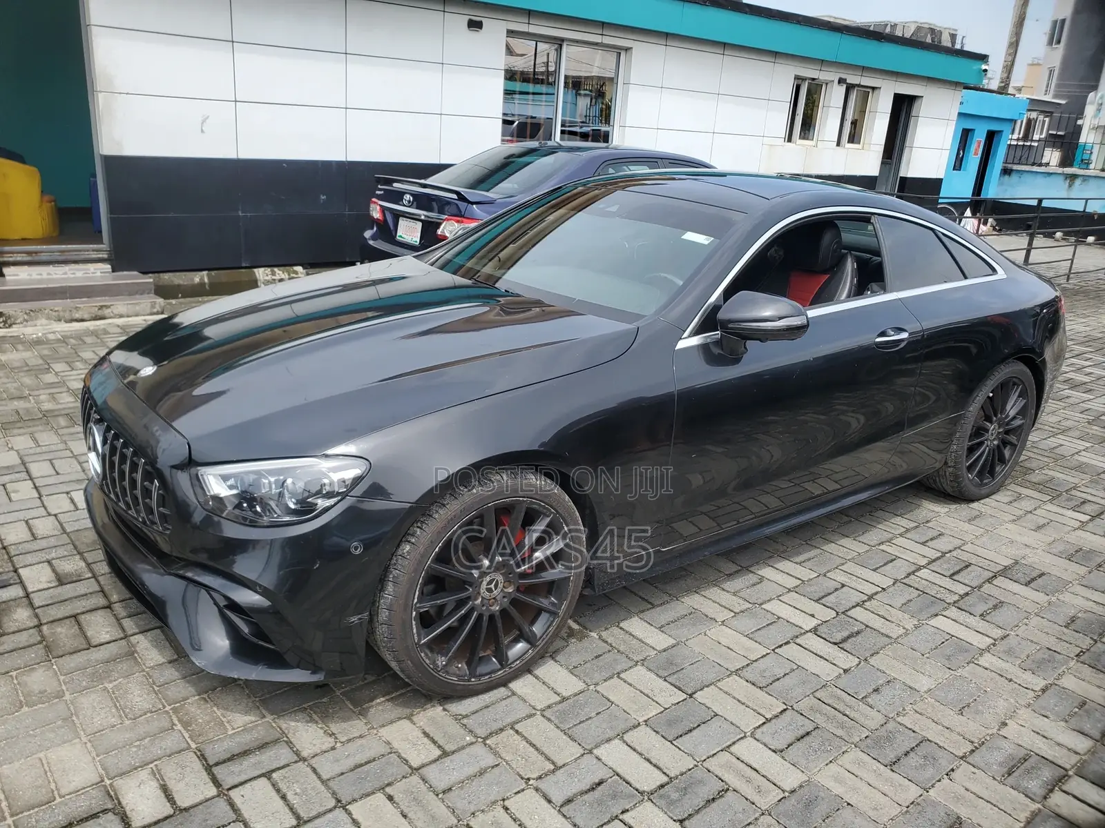 Mercedes-Benz E200 2017 Black