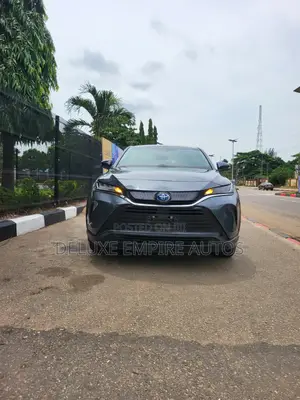 Toyota Venza XLE 2022 Gray