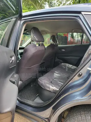 Toyota Venza XLE 2022 Gray
