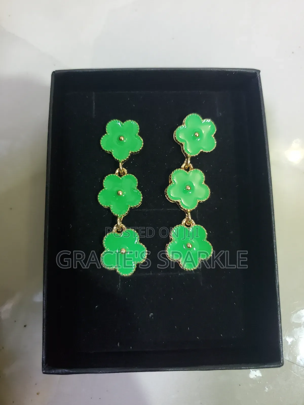 Zirconia Earing