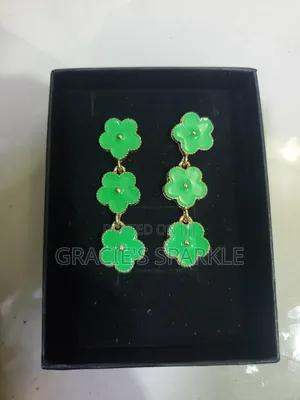 Zirconia Earing
