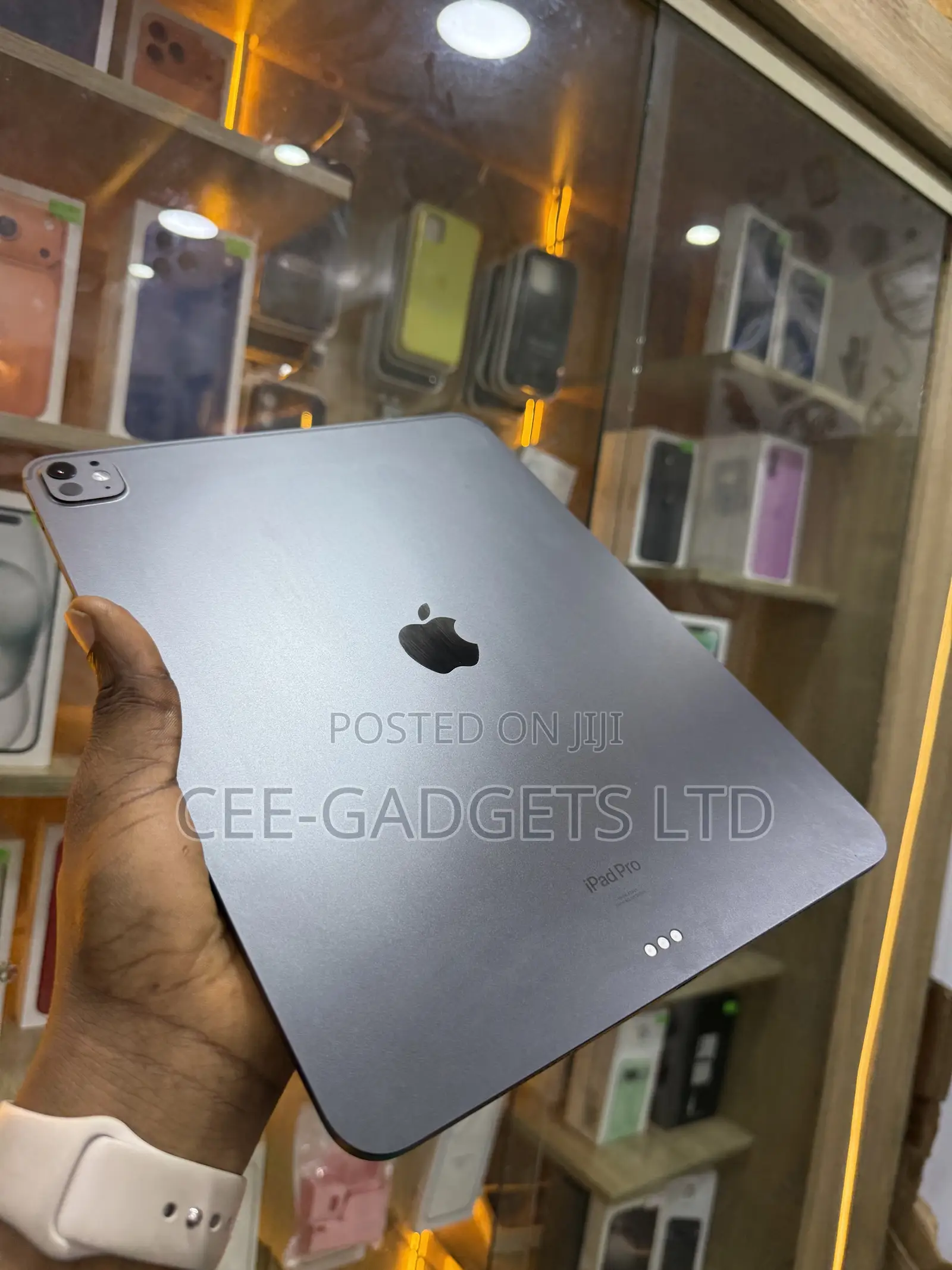 Apple iPad Pro 13 (2024) 256 GB Black