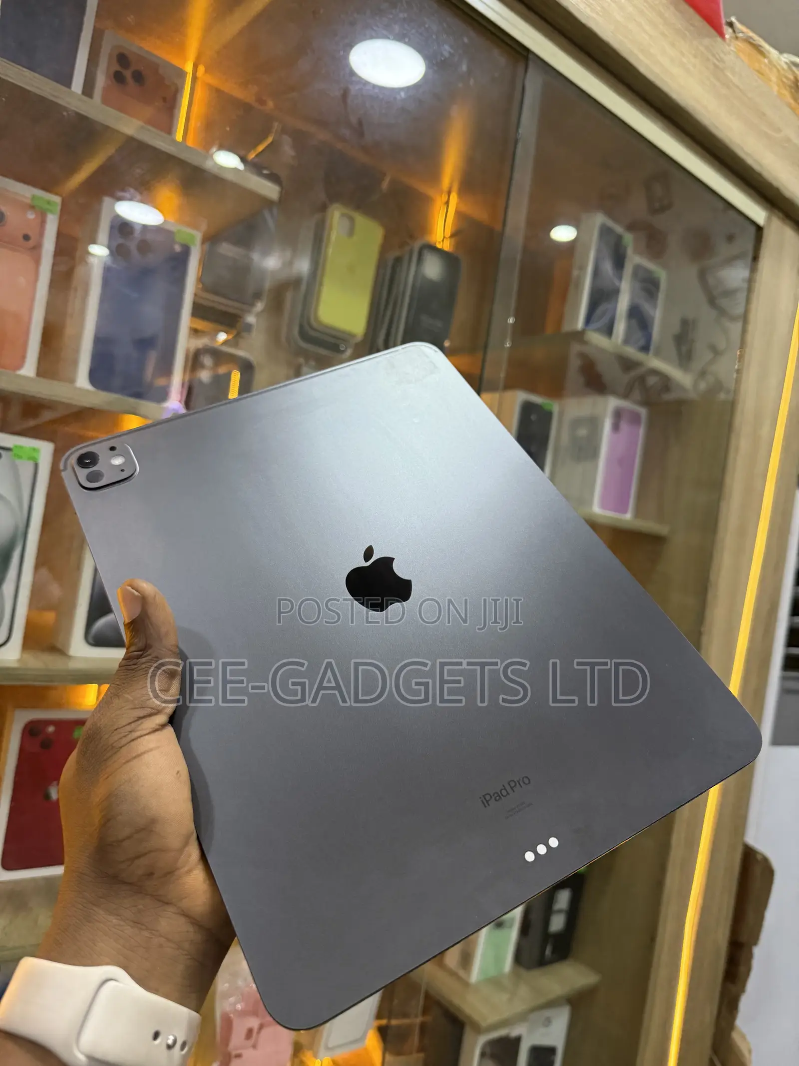 Apple iPad Pro 13 (2024) 256 GB Black