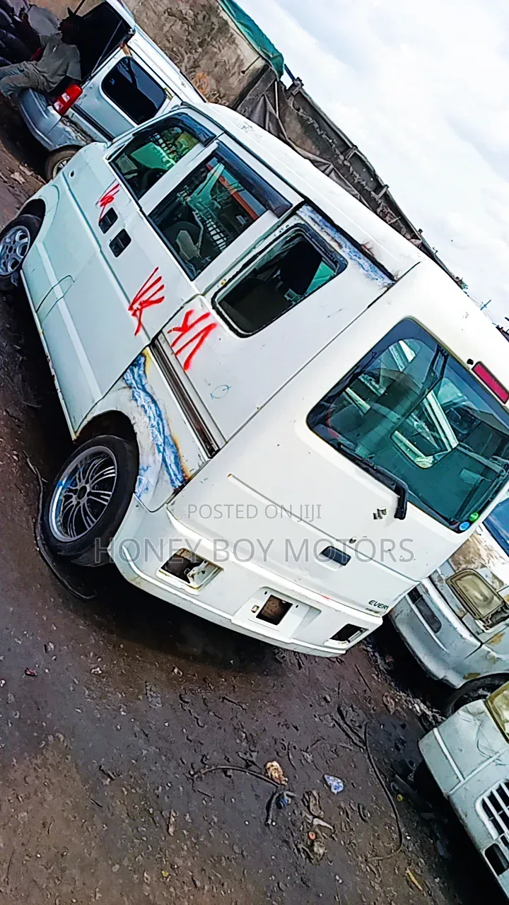 Suzuki Every 2004 White