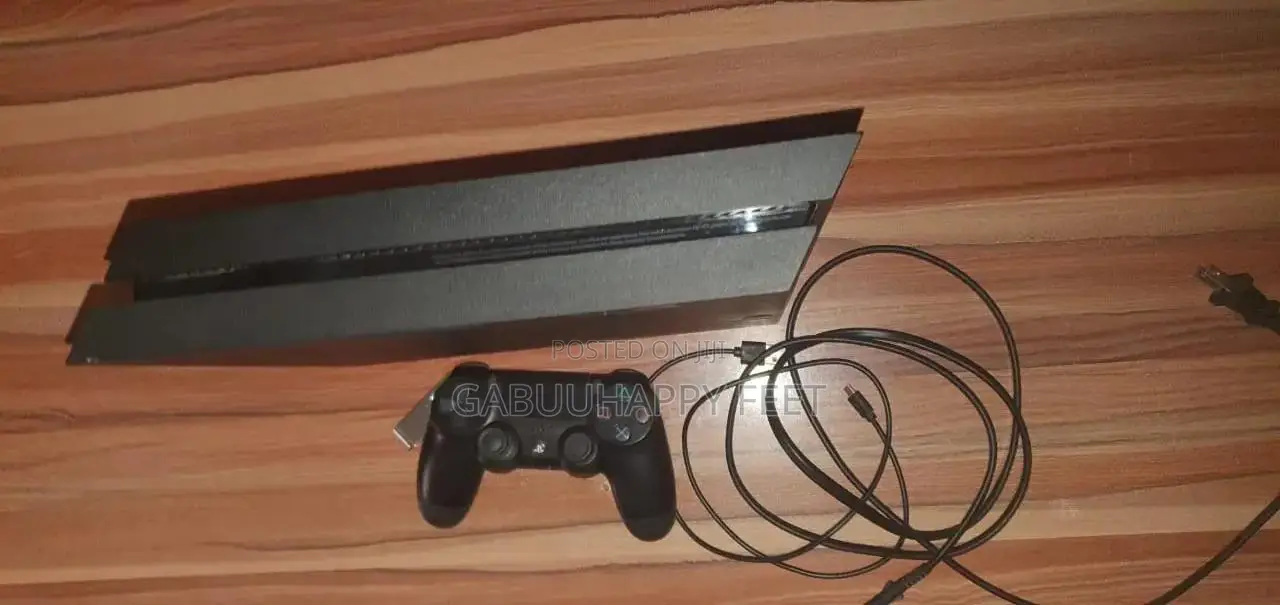 Play Station 4:Hacked 500gb Ps4