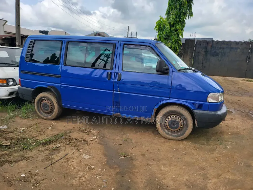 Volkswagen Transporter 2001 Blue