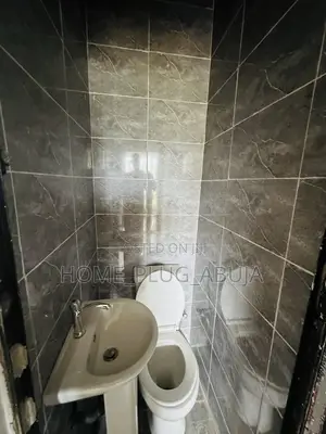 1bdrm Block of Flats in Manreng Estate, Life Camp for rent