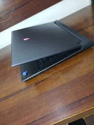 Laptop Alienware M16 R1 16GB Intel Core i7 SSD 1T