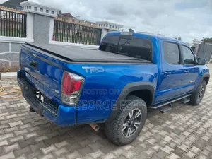 Toyota Tacoma 2023 Blue