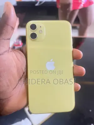 Apple iPhone 11 64 GB Yellow