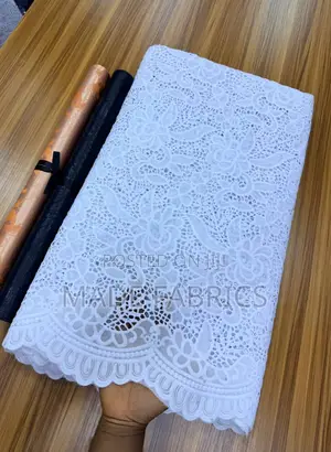 White Guipurecord Lace