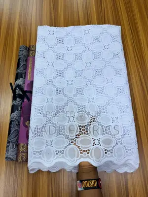 White Guipurecord Lace