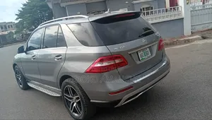 Mercedes-Benz M Class 2015 Gold