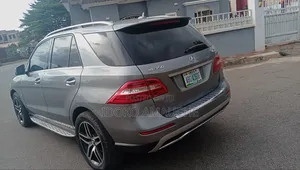 Mercedes-Benz M Class 2015 Gold