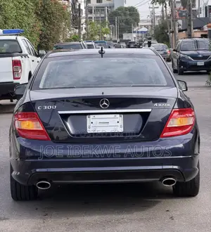 Mercedes-Benz C300 Luxury 4Matic Sedan AWD (3.0L 6cyl 7A) 2011 Blue