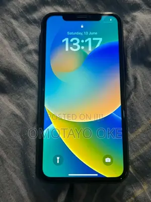 Apple iPhone 11 64 GB Black
