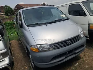 Toyota HiAce 2010 Grey