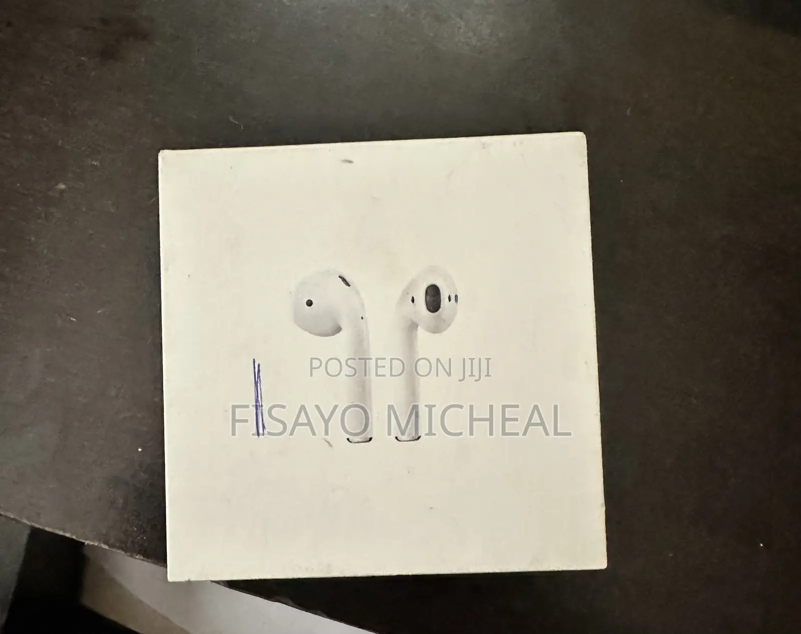 Original Apple Airpors 2