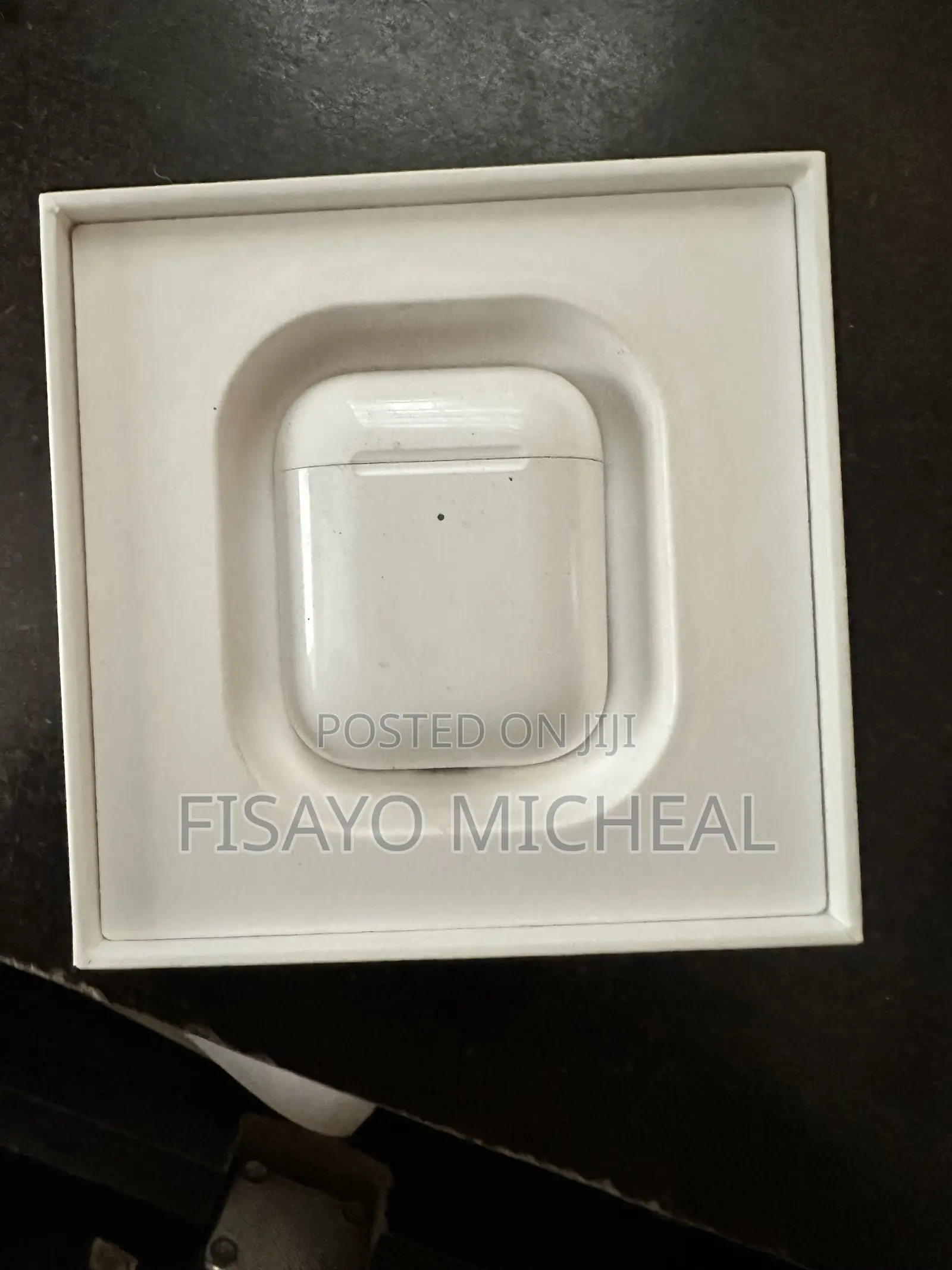 Original Apple Airpors 2