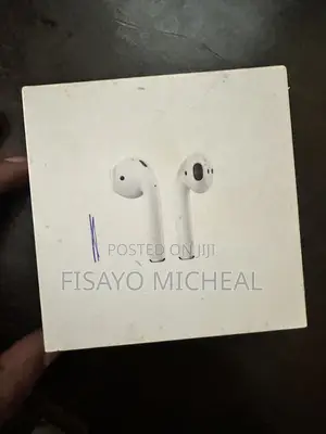 Original Apple Airpors 2