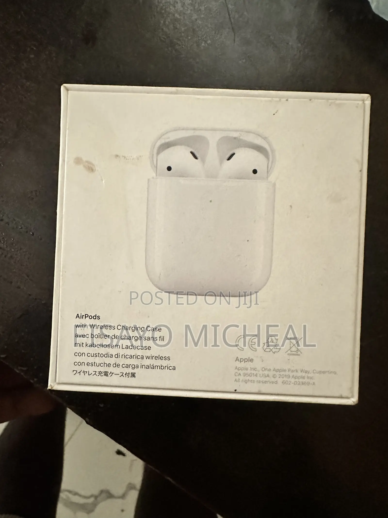 Original Apple Airpors 2
