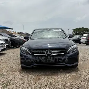 Mercedes-Benz C300 2015 Blue