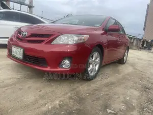 Toyota Corolla S 4dr Sedan (1.8L 4cyl 4A) 2012 Red