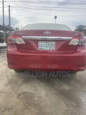 Toyota Corolla S 4dr Sedan (1.8L 4cyl 4A) 2012 Red