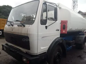 Mercedes 17/26 Water Tanker