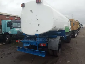 Mercedes 17/26 Water Tanker