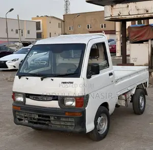 Hijet Mini Truck (Kurkura) 2004 White