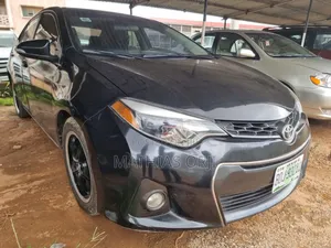 Toyota Corolla 2014 Black