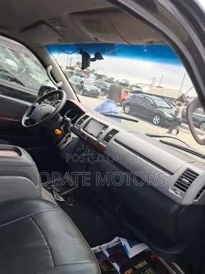Toyota HiAce 2016 Grey