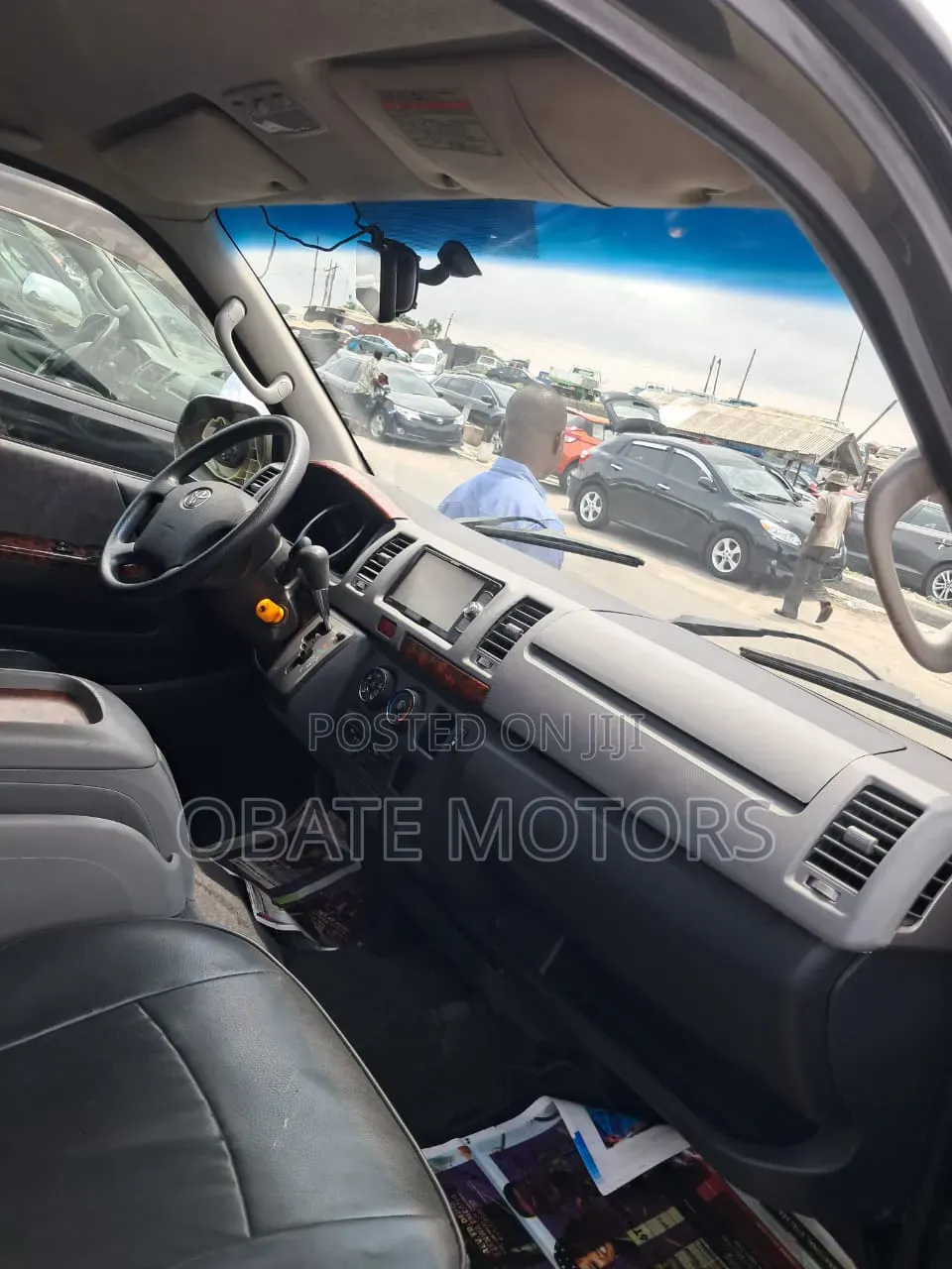 Toyota HiAce 2016 Grey