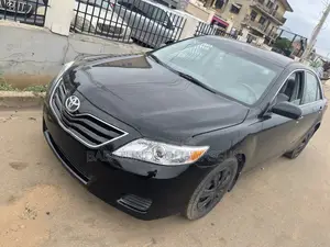 Toyota Camry LE 4dr Sedan (2.5L 4cyl 6AM) 2010 Black