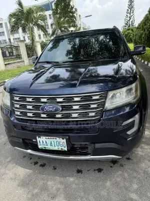 Ford Explorer XLT 4dr SUV AWD (3.5L 6cyl 6A) 2016 Blue