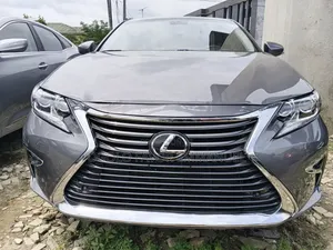 Lexus ES 350 FWD 2014