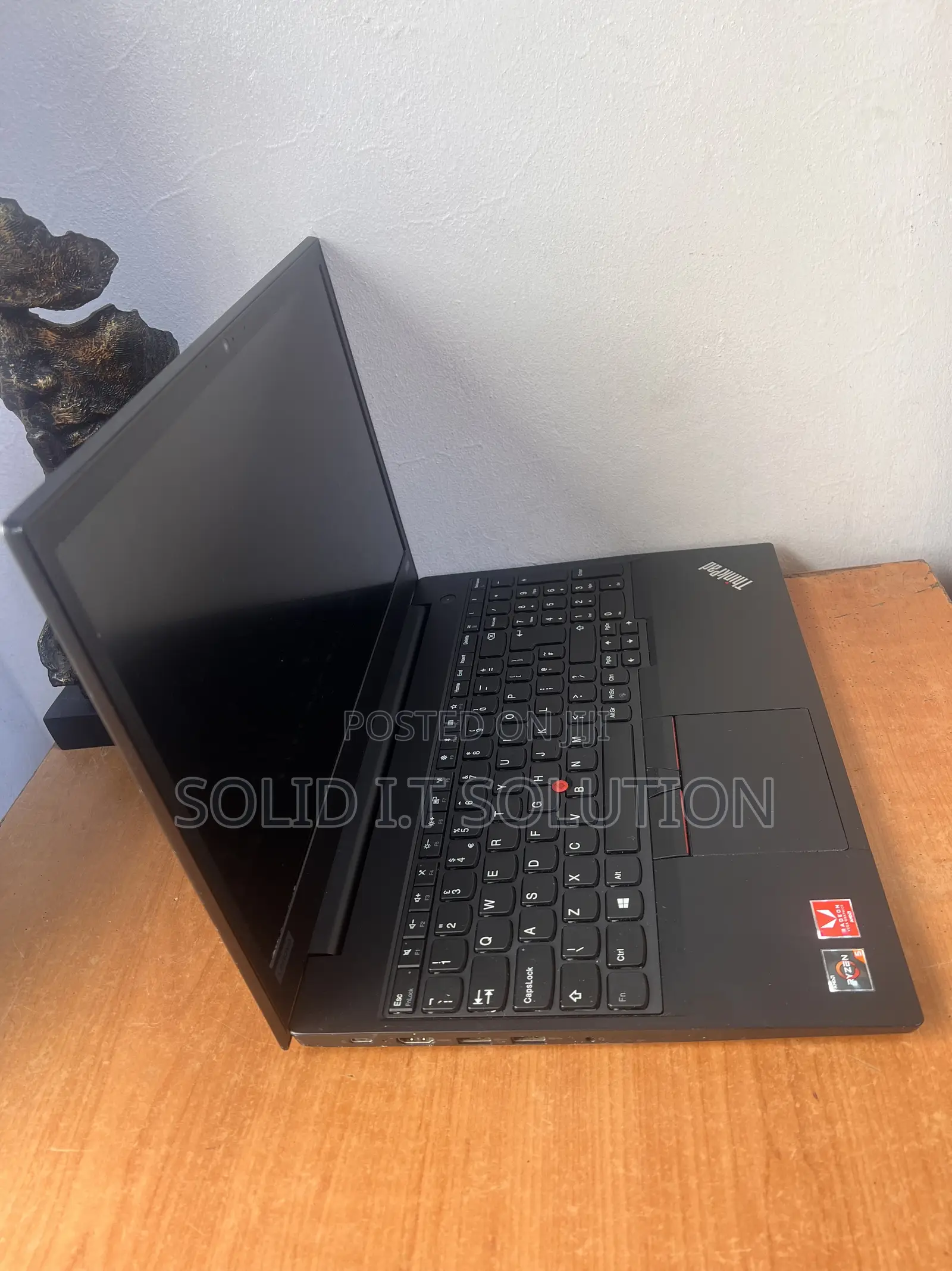 Laptop Lenovo ThinkPad E585 8GB AMD Ryzen 5 SSD 256GB
